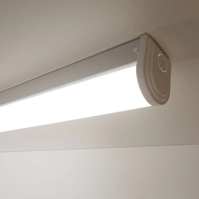 Eterna Eco 24W Cool White LED Batten - 5ft 2 Eterna Eco 24W Cool White LED Batten - 5ft - Image 2