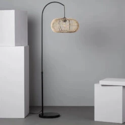 Edit Arawa Rattan Floor Lamp - Natural