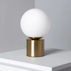 Edit Atenas Table Lamp - White & Gold